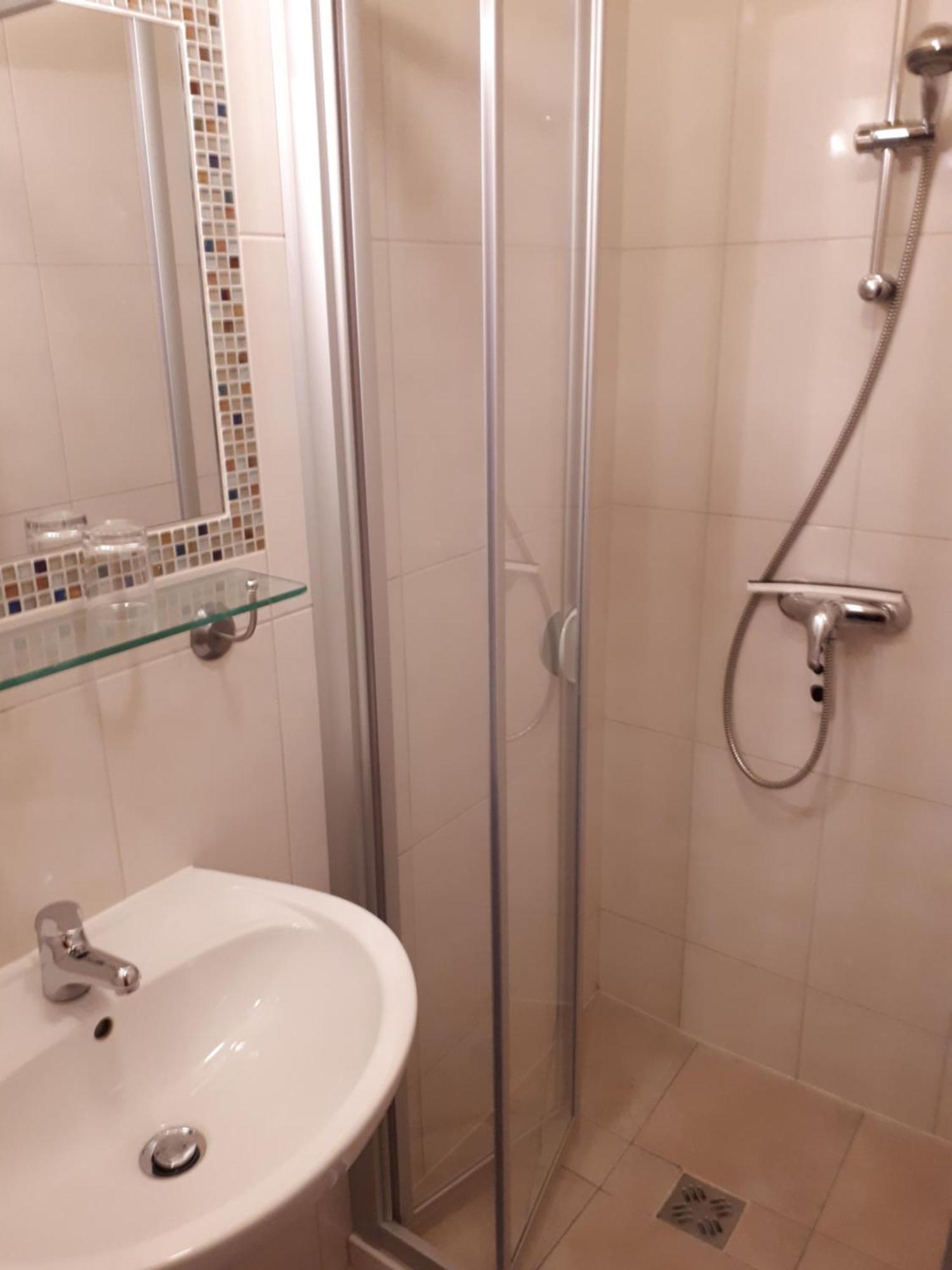 Gaestehaus Gnant Winten  Δωμάτιο φωτογραφία